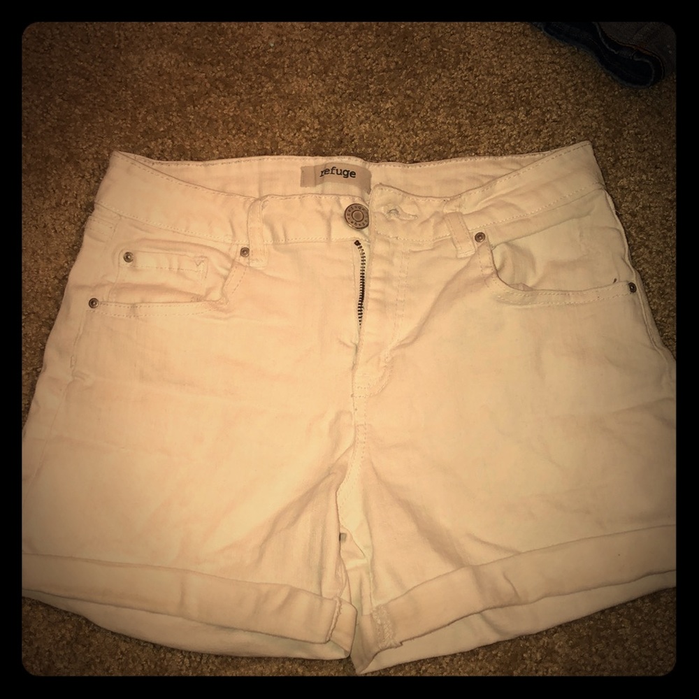 White shorts !!!